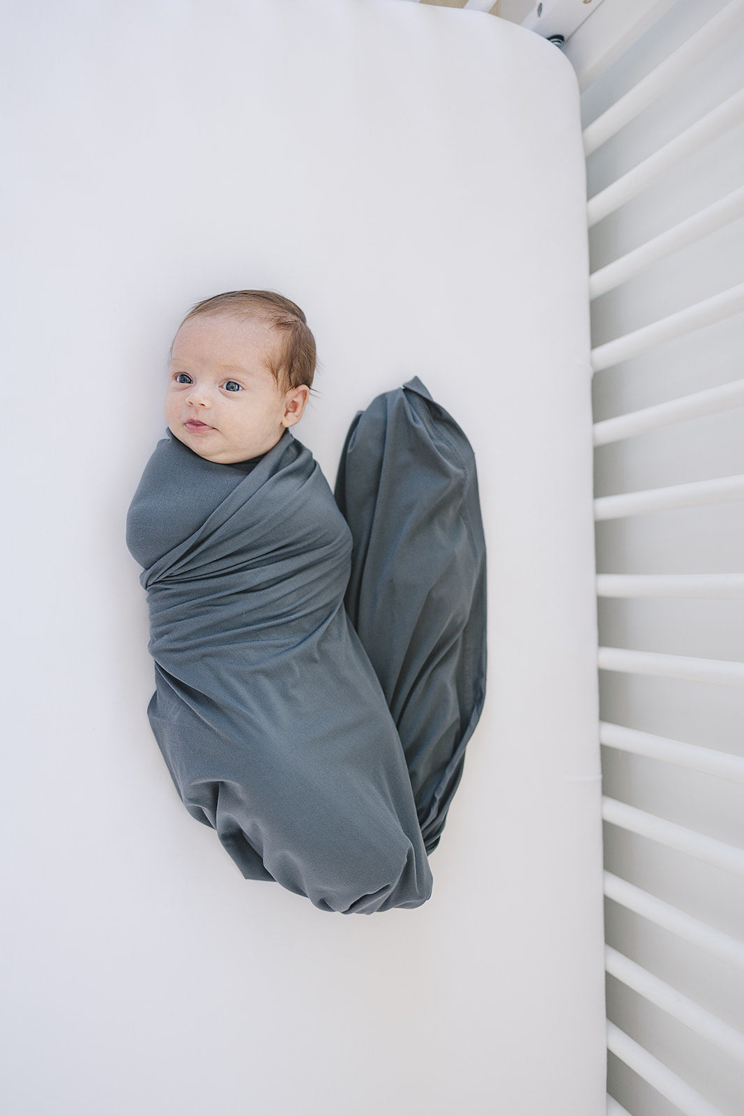 bamboo stretch swaddle // charcoal