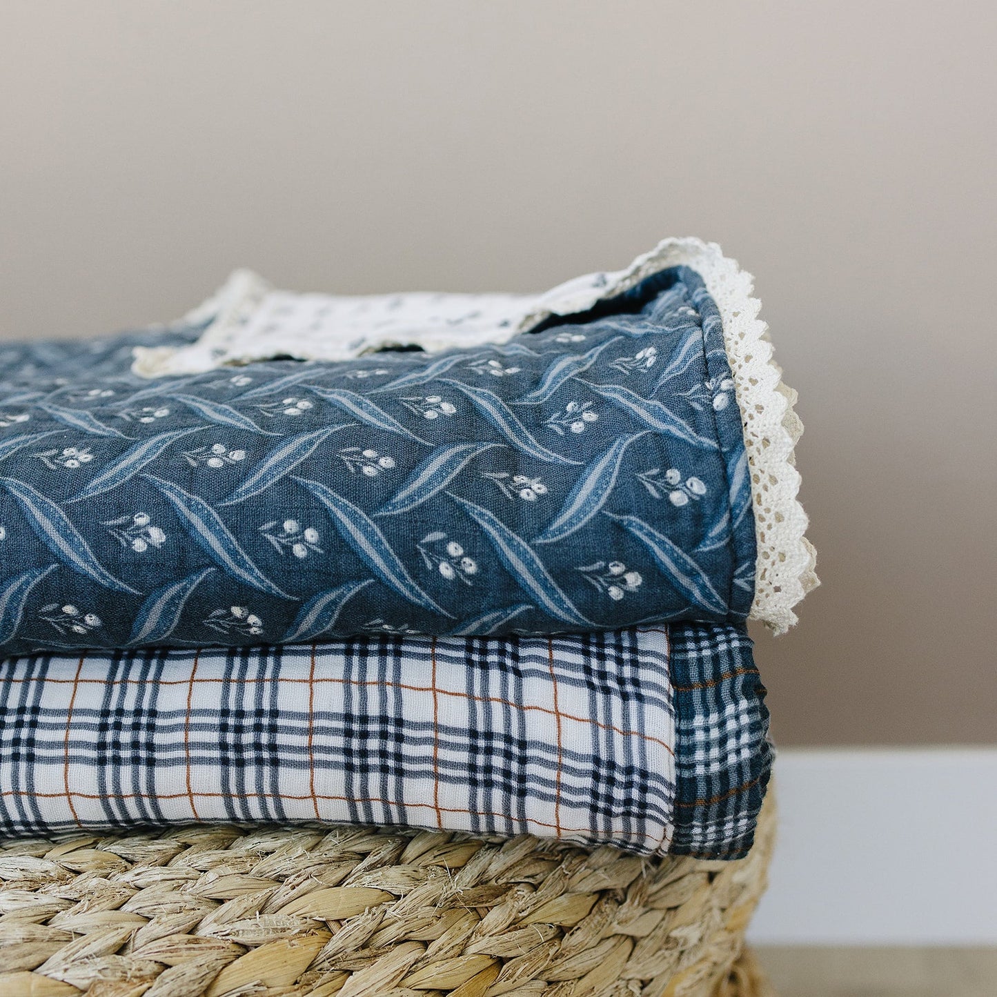 lace twin muslin quilt // navy berry + cream berry