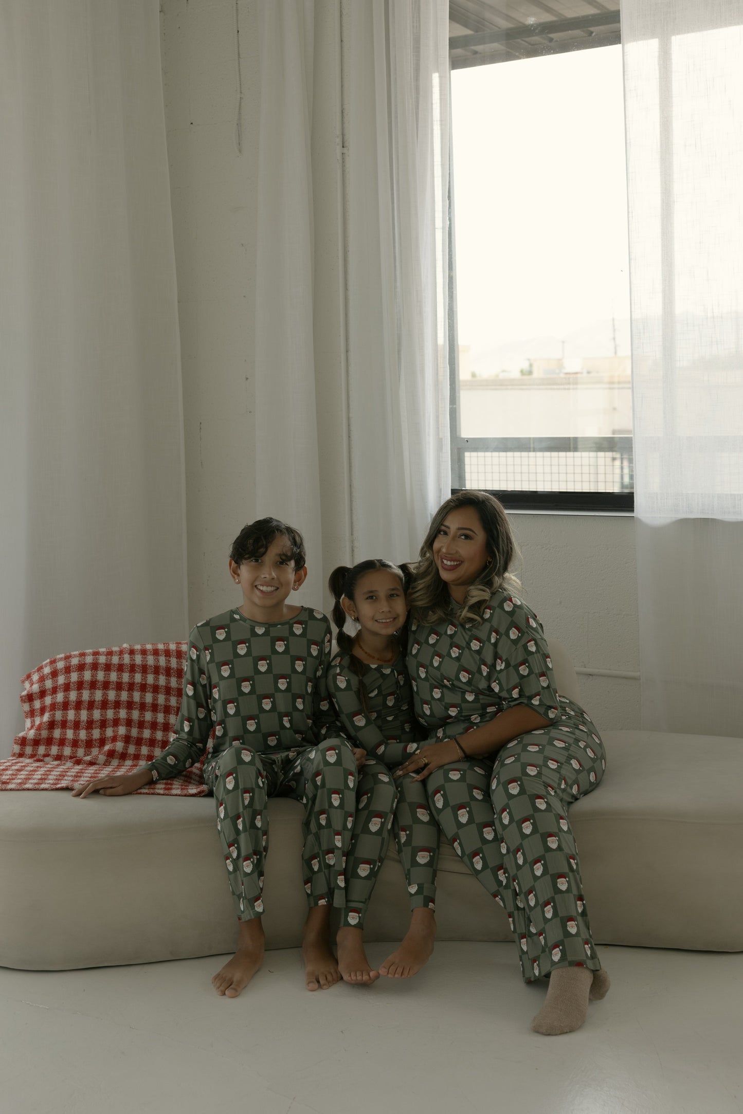 santa checkerboard bamboo pajamas // LONG-SLEEVE TWO-PIECE SET (*comes in family matching*)