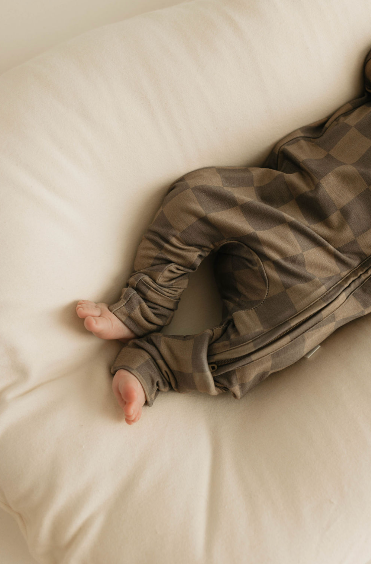 faded brown checkerboard bamboo pajamas // ZIPPY