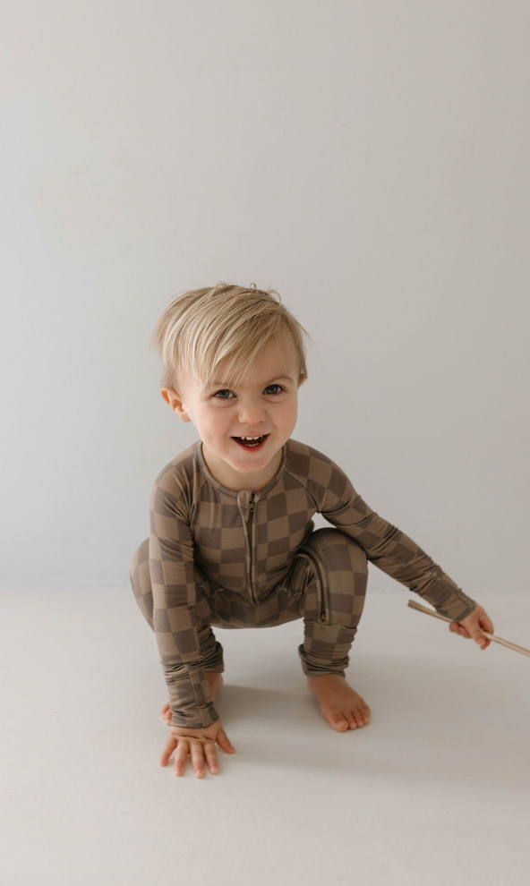 faded brown checkerboard bamboo pajamas // ZIPPY