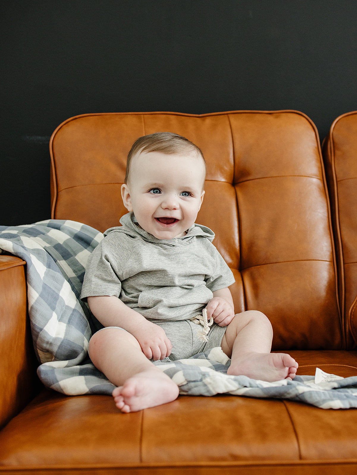 muslin quilt // dusty blue gingham