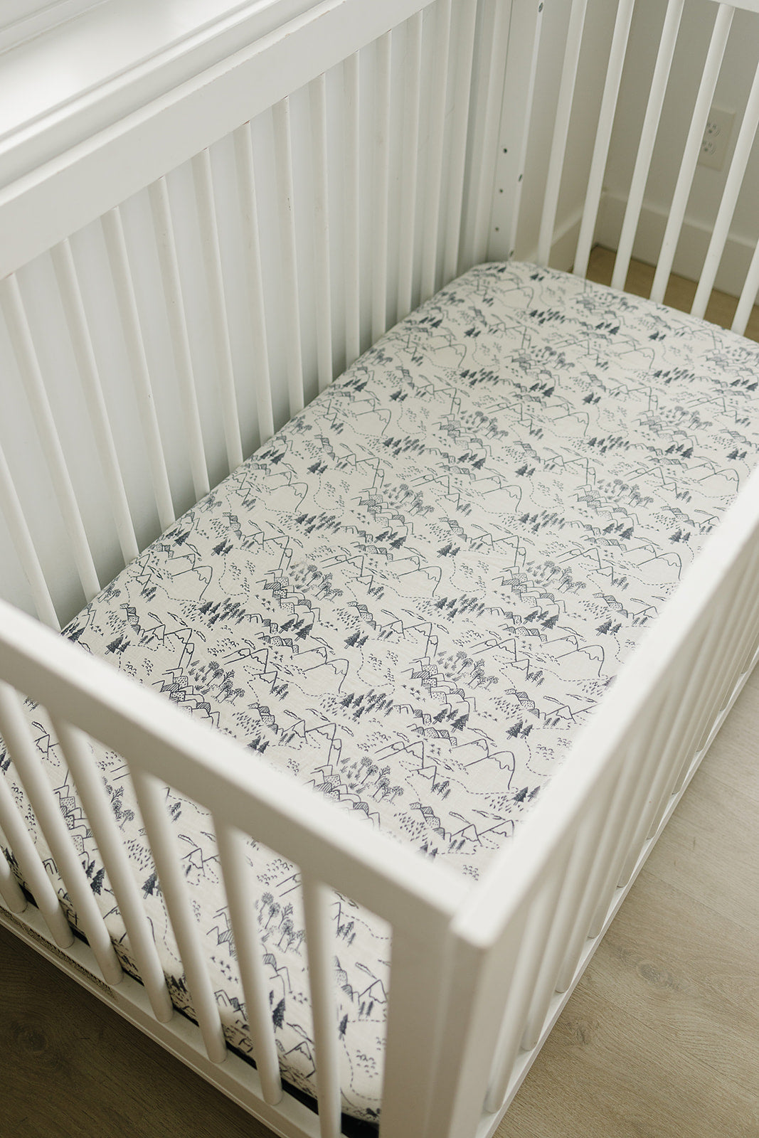 muslin crib sheet // summit