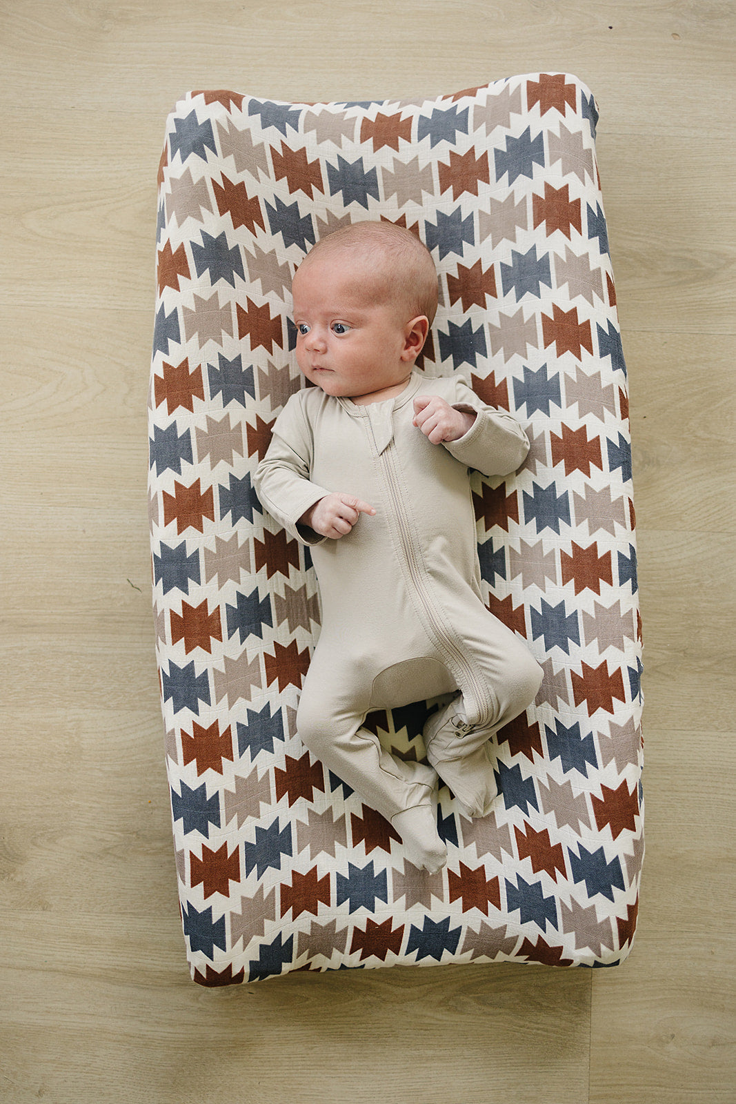 muslin changing pad cover // western aztec
