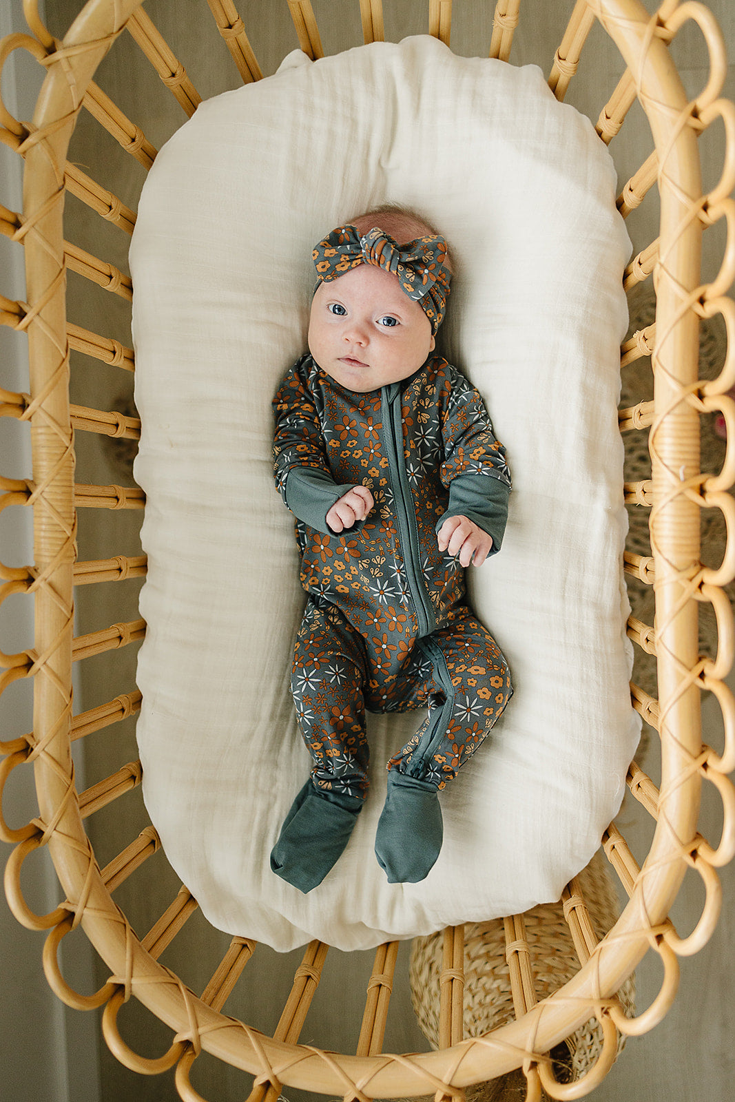 navy floral bamboo pajamas // ZIPPY