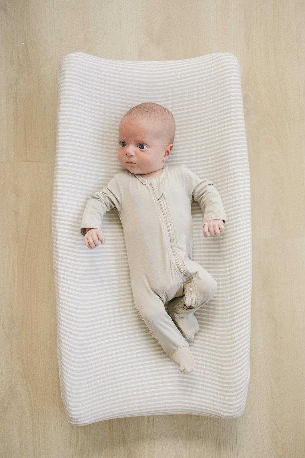 muslin changing pad cover // taupe stripe