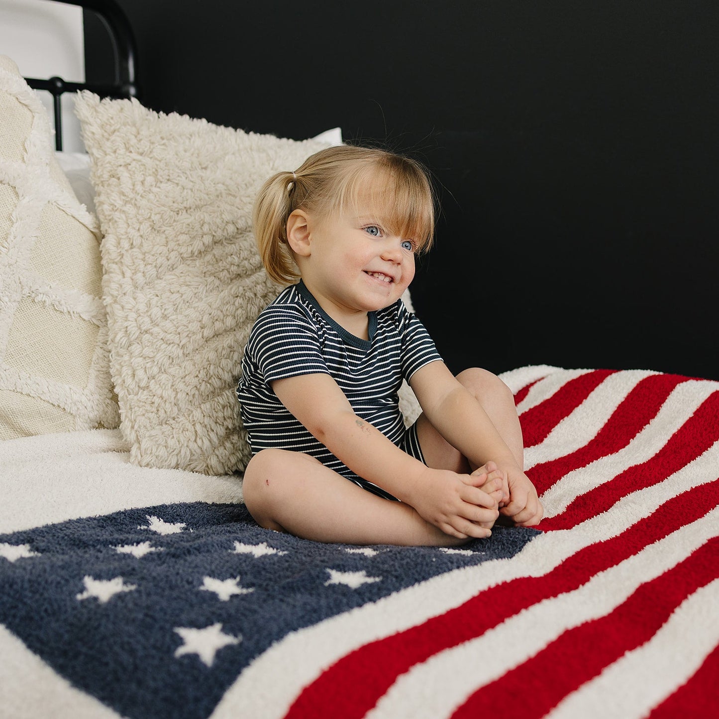 american flag plush blanket // 2 size options