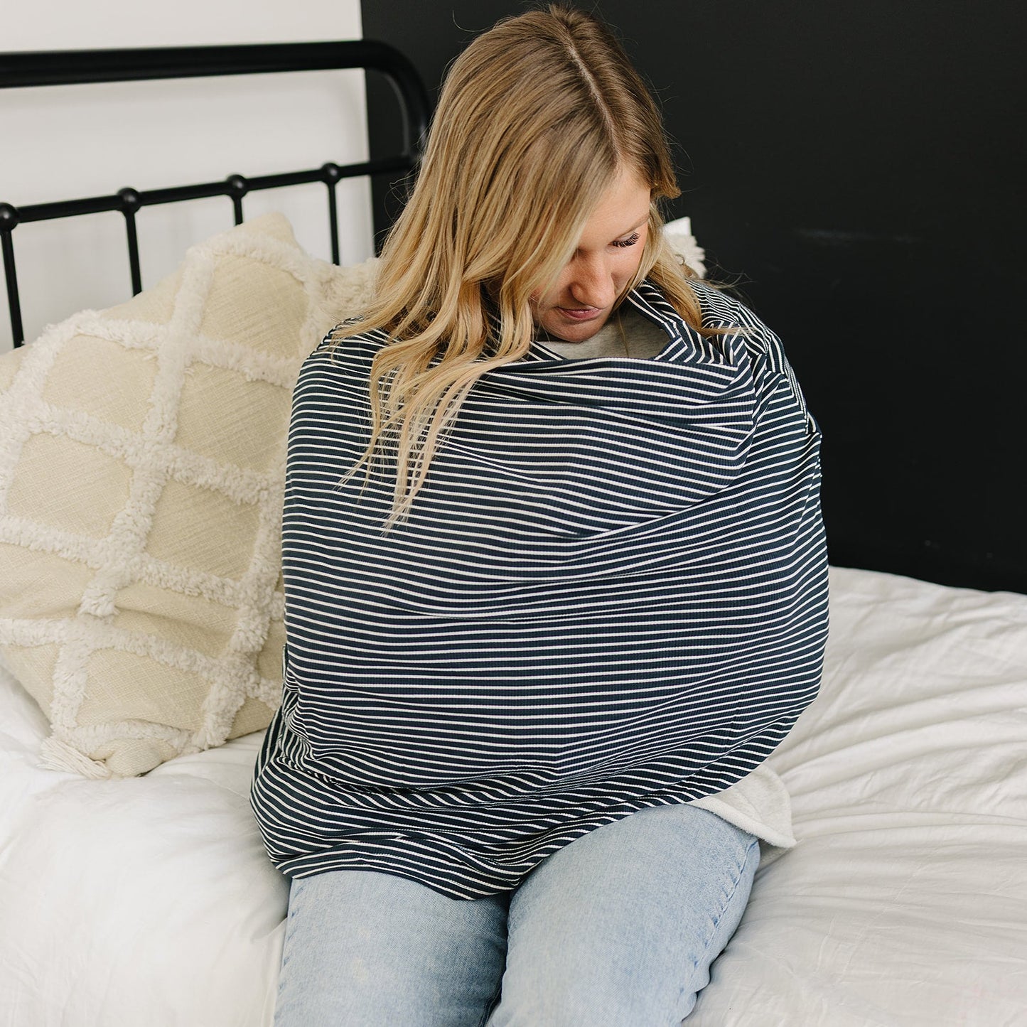 ribbed bamboo multi-use cover // navy stripes