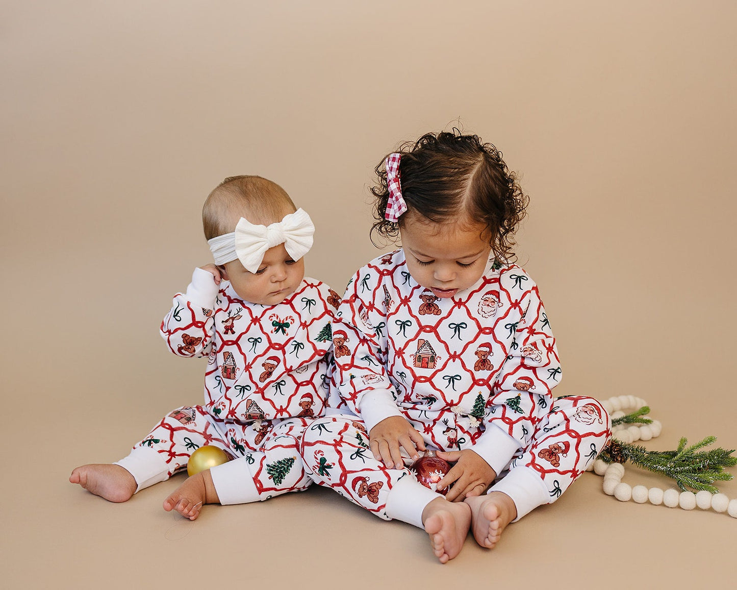 jogger set // christmas bear