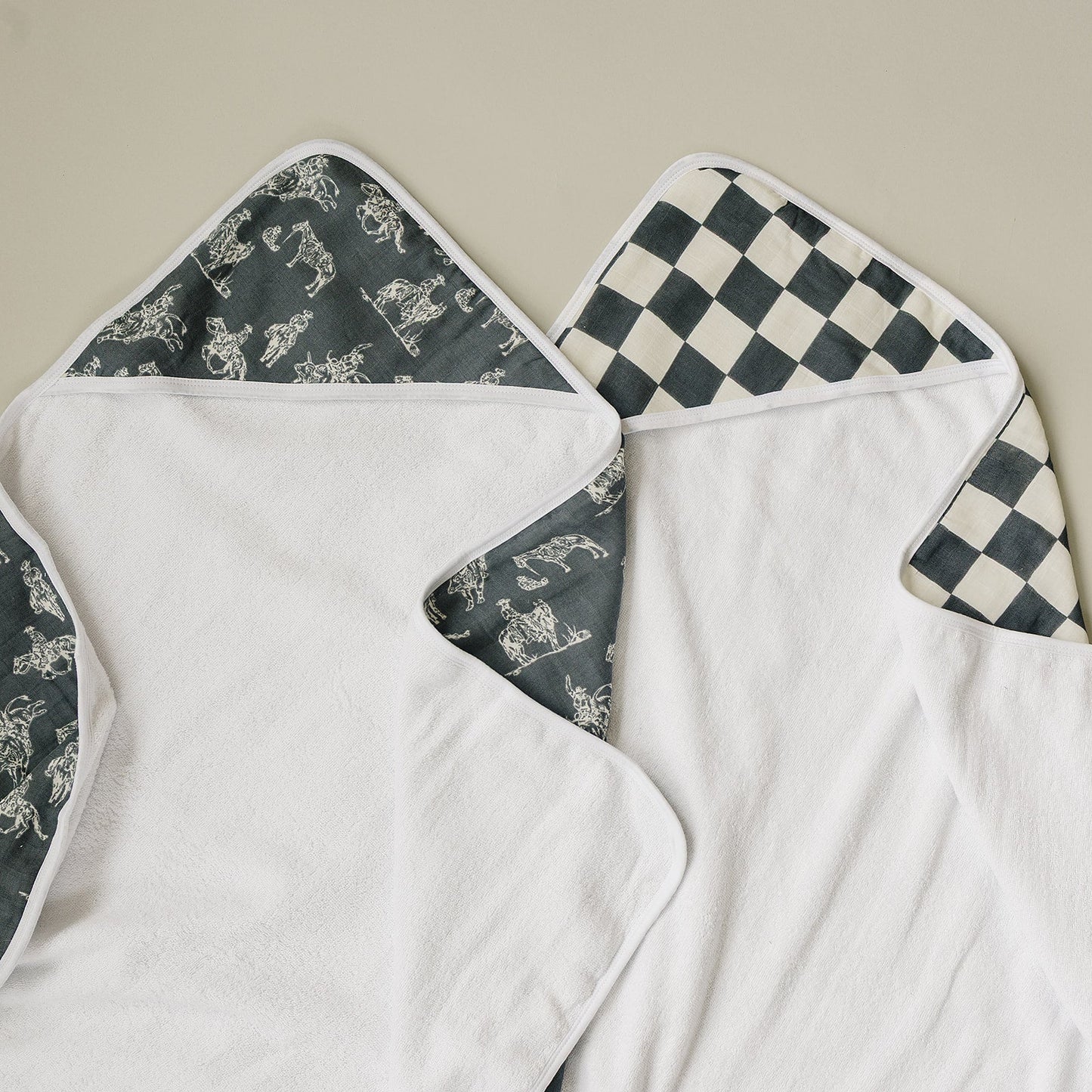 muslin hooded towel // charcoal checkered