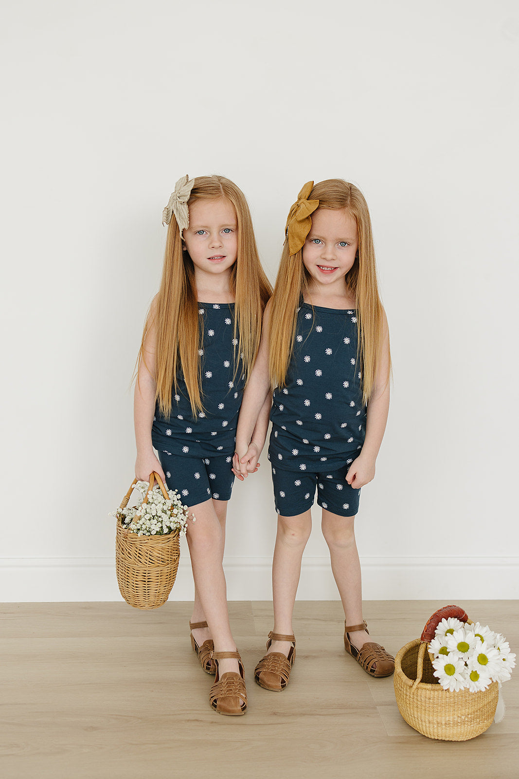 tank + biker shorts set // navy daisies