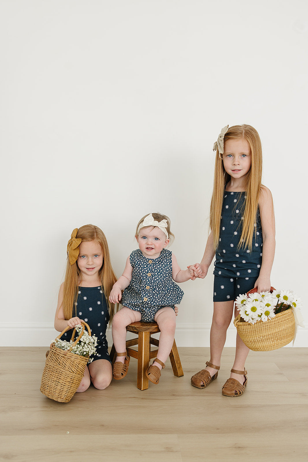 tank + biker shorts set // navy daisies