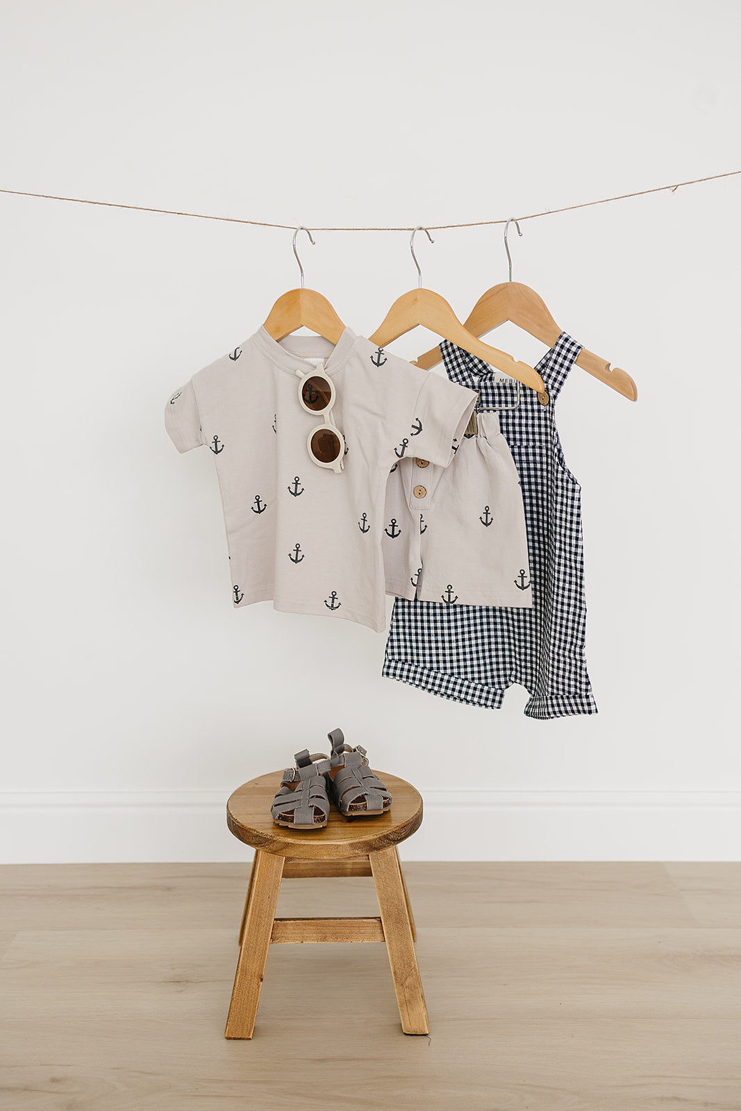 button short set // anchors