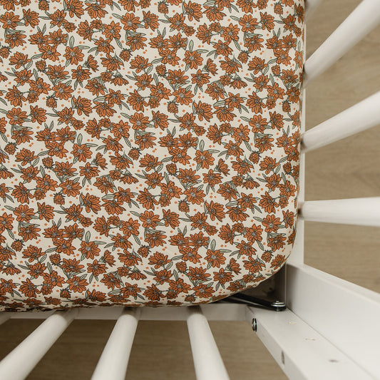 bamboo stretch crib sheet // cream magnolia