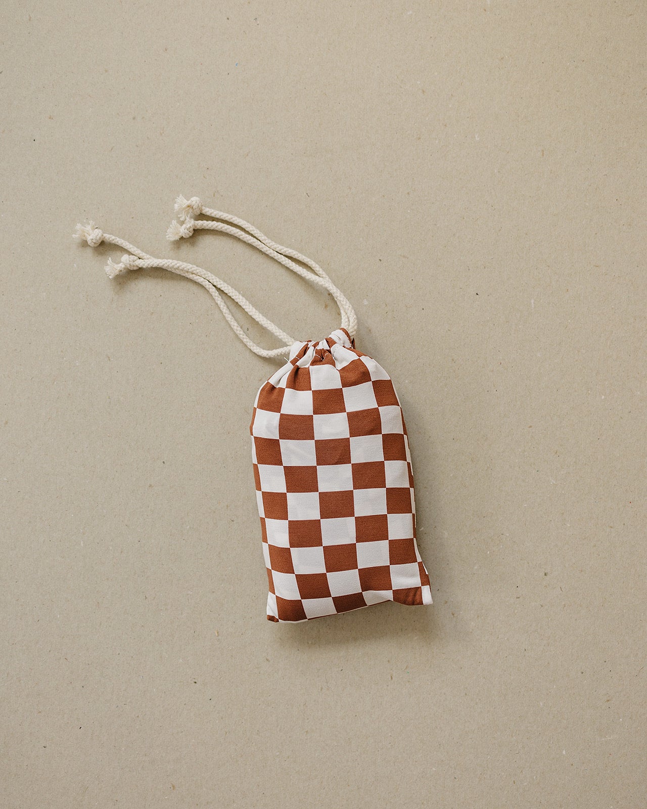 bamboo multi-use cover // rust checkered