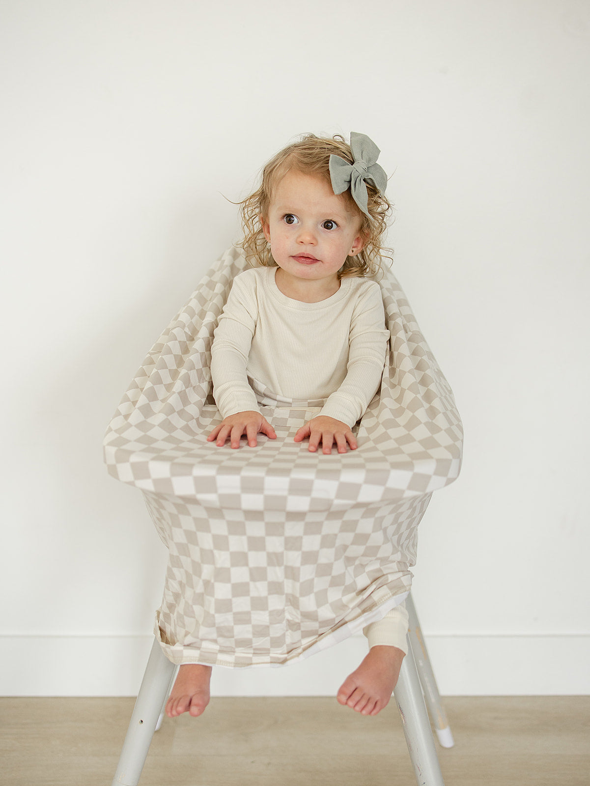 bamboo multi-use cover // taupe checkered