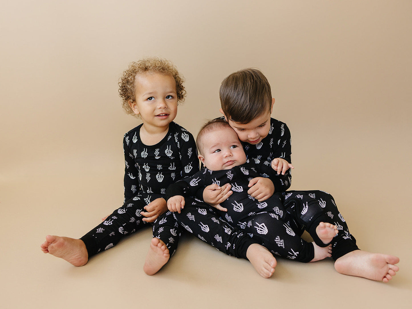 skelly vibes bamboo pajamas // ZIPPY