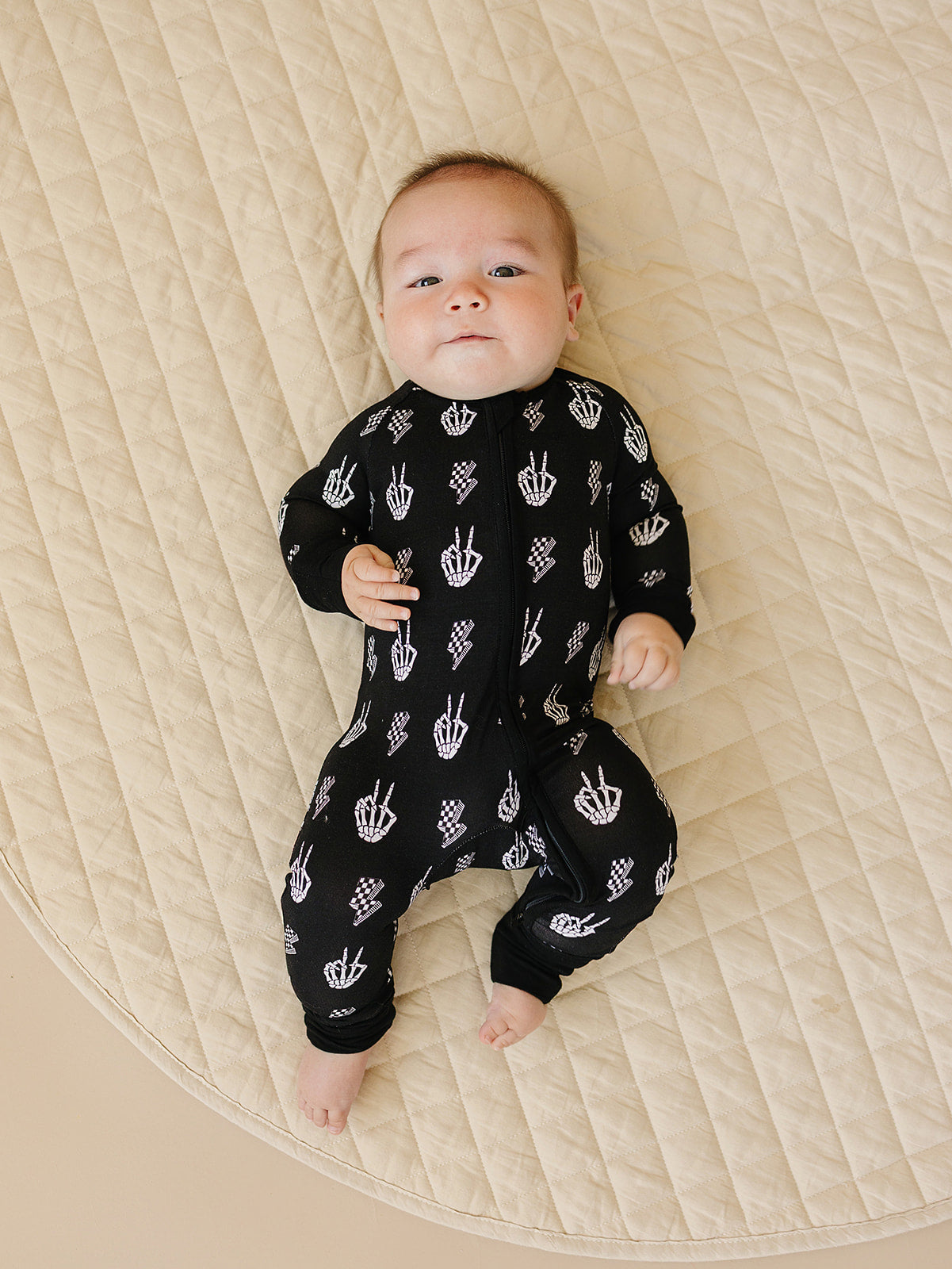 skelly vibes bamboo pajamas // ZIPPY
