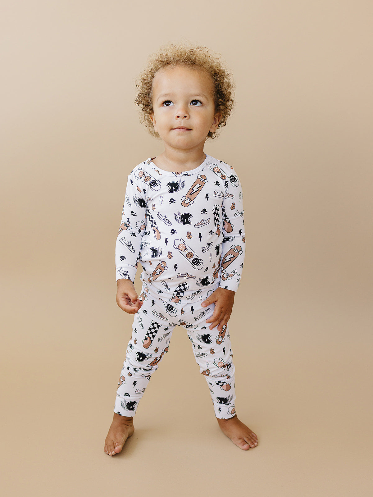 skater bamboo pajamas // LONG-SLEEVE TWO-PIECE SET