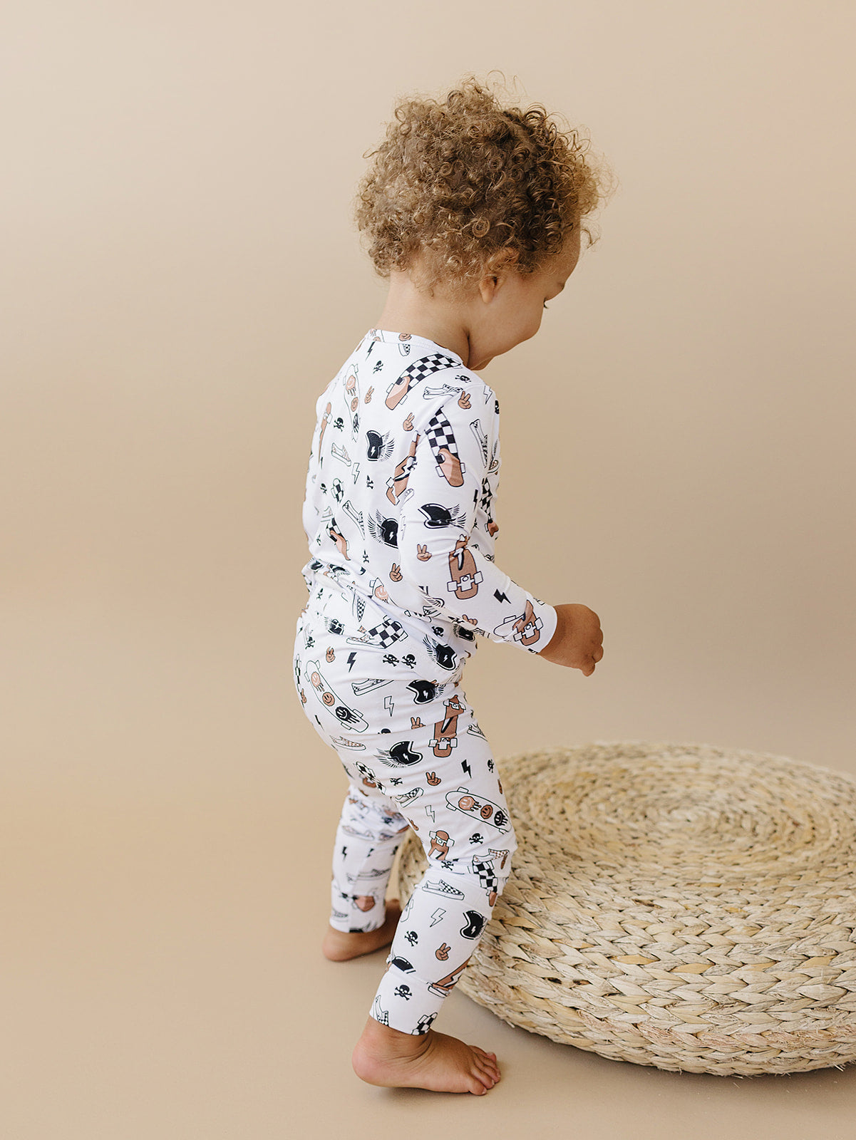 skater bamboo pajamas // LONG-SLEEVE TWO-PIECE SET