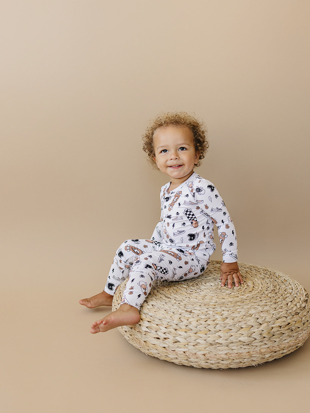 skater bamboo pajamas // LONG-SLEEVE TWO-PIECE SET
