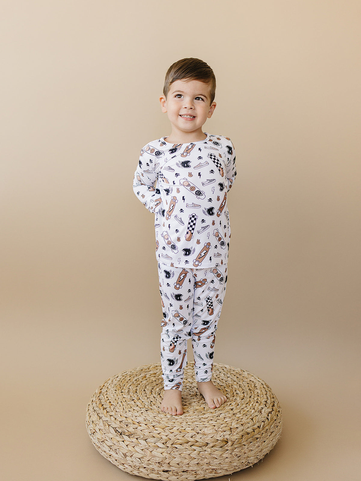 skater bamboo pajamas // LONG-SLEEVE TWO-PIECE SET
