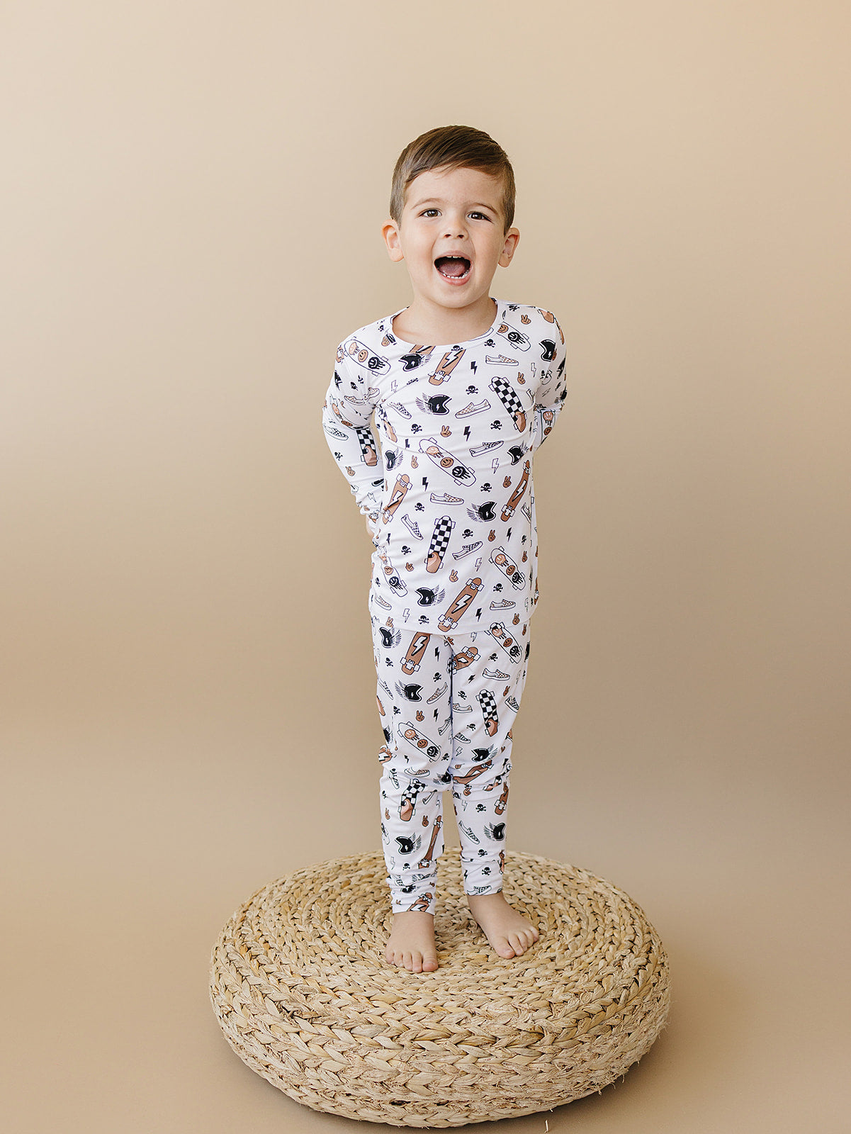 skater bamboo pajamas // LONG-SLEEVE TWO-PIECE SET