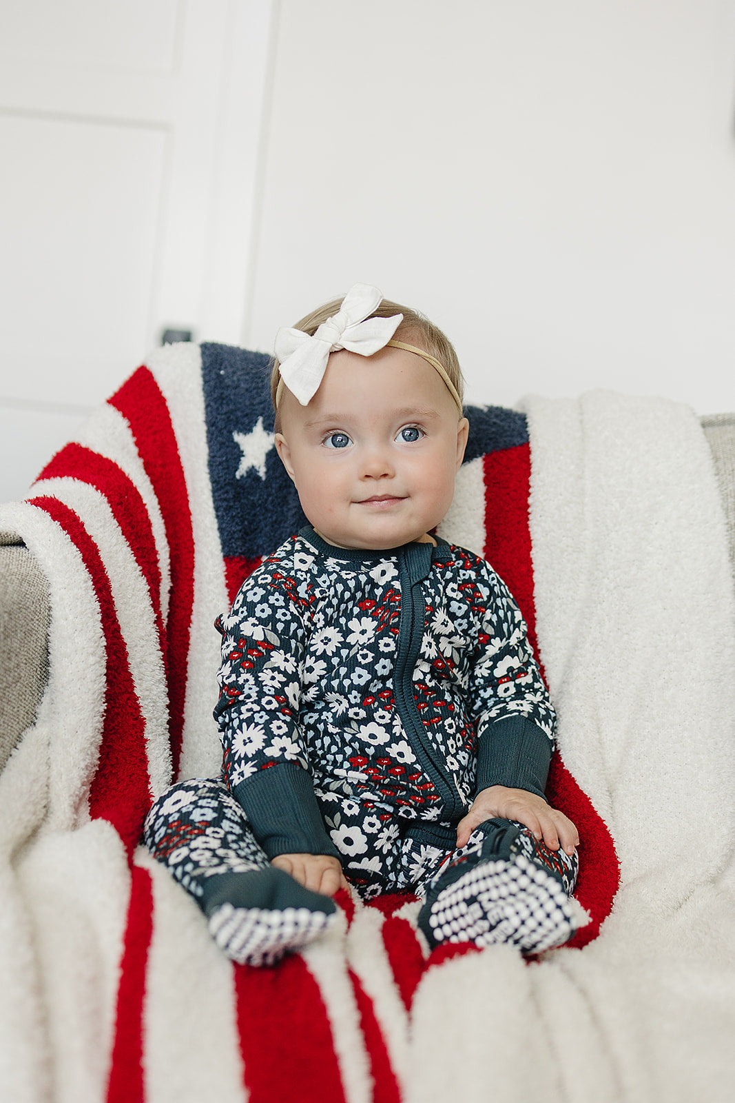 american flag plush blanket // 2 size options