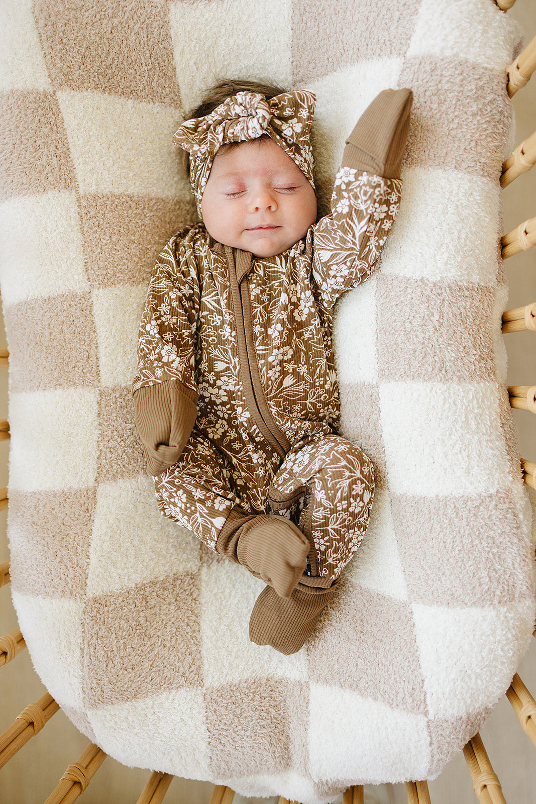 brown floral ribbed bamboo pajamas // ZIPPY