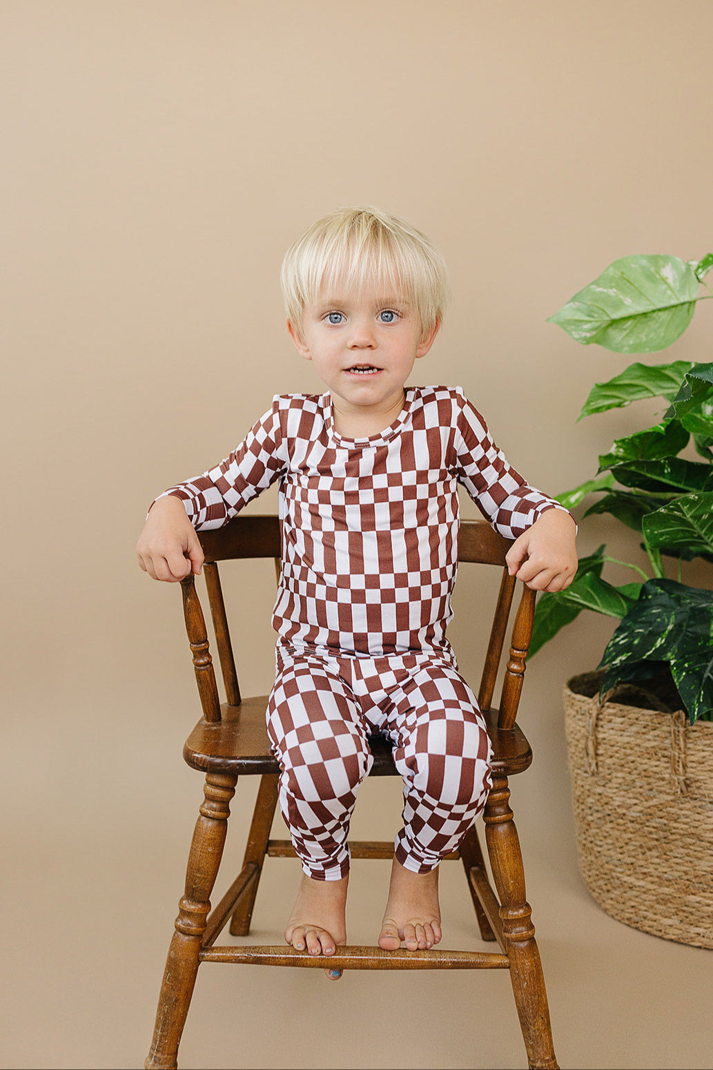chocolate checkered bamboo pajamas // LONG-SLEEVE TWO-PIECE SET