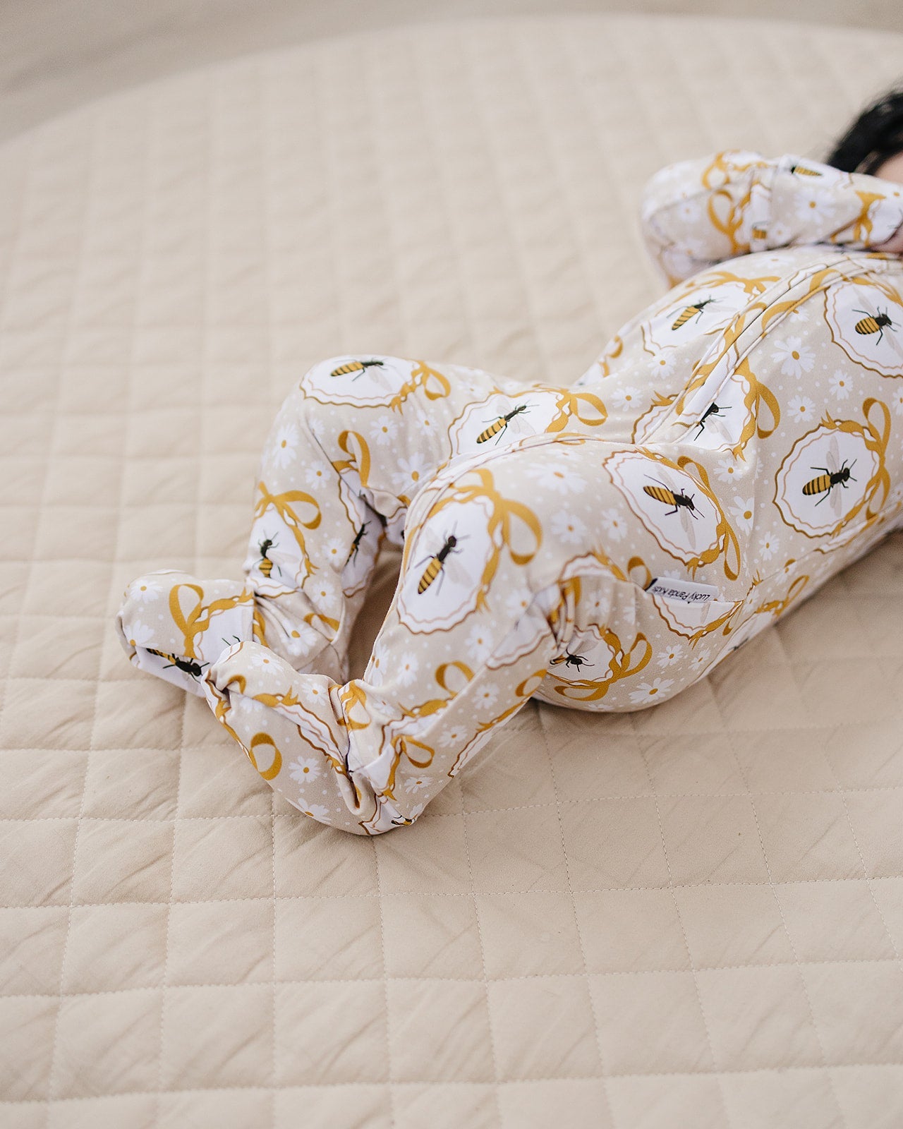 honey bee bamboo pajamas // ZIPPY