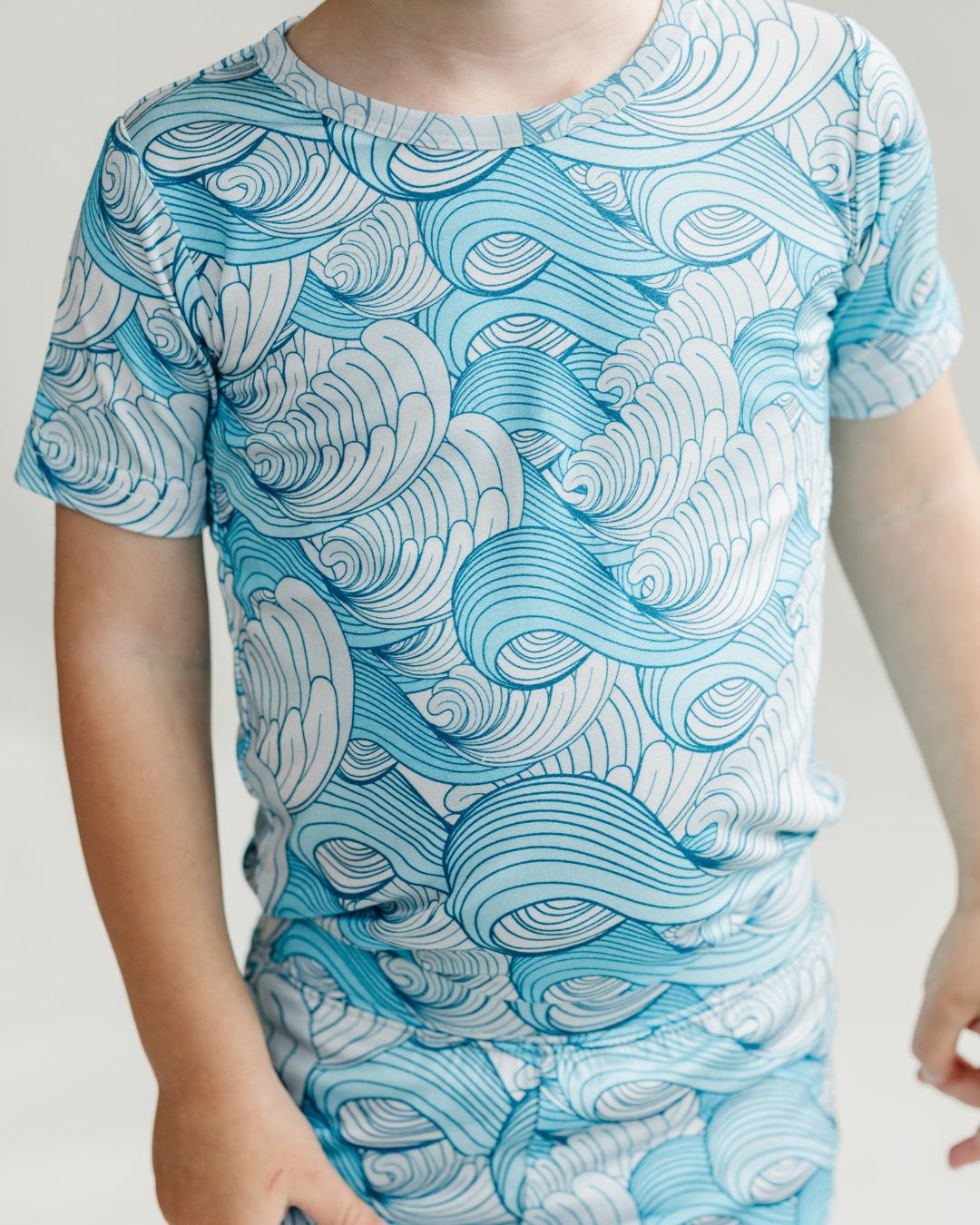 making waves bamboo pajamas // SHORT-SLEEVE TWO-PIECE SET (*AVAILABLE IN EXTENDED SIZING UP TO 8/9*)