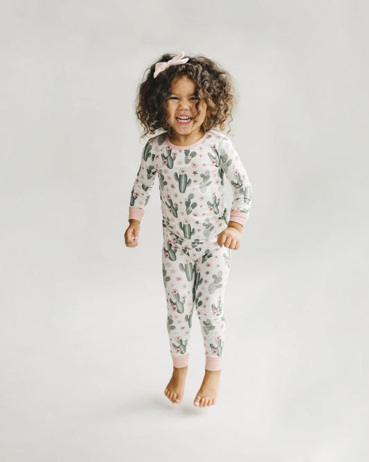 cactus flowers bamboo pajamas // LONG-SLEEVED TWO-PIECE SET