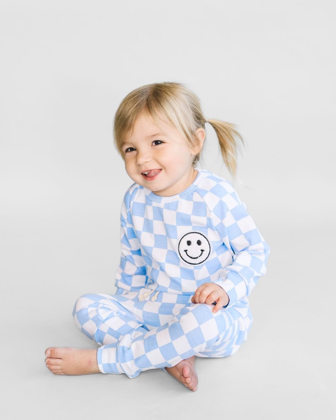 checkered smiley lounge set // blue (*available in extended sizing up to 8/9*)