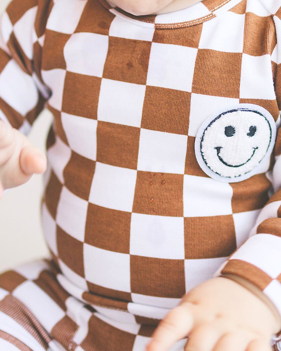 checkered smiley lounge set // copper