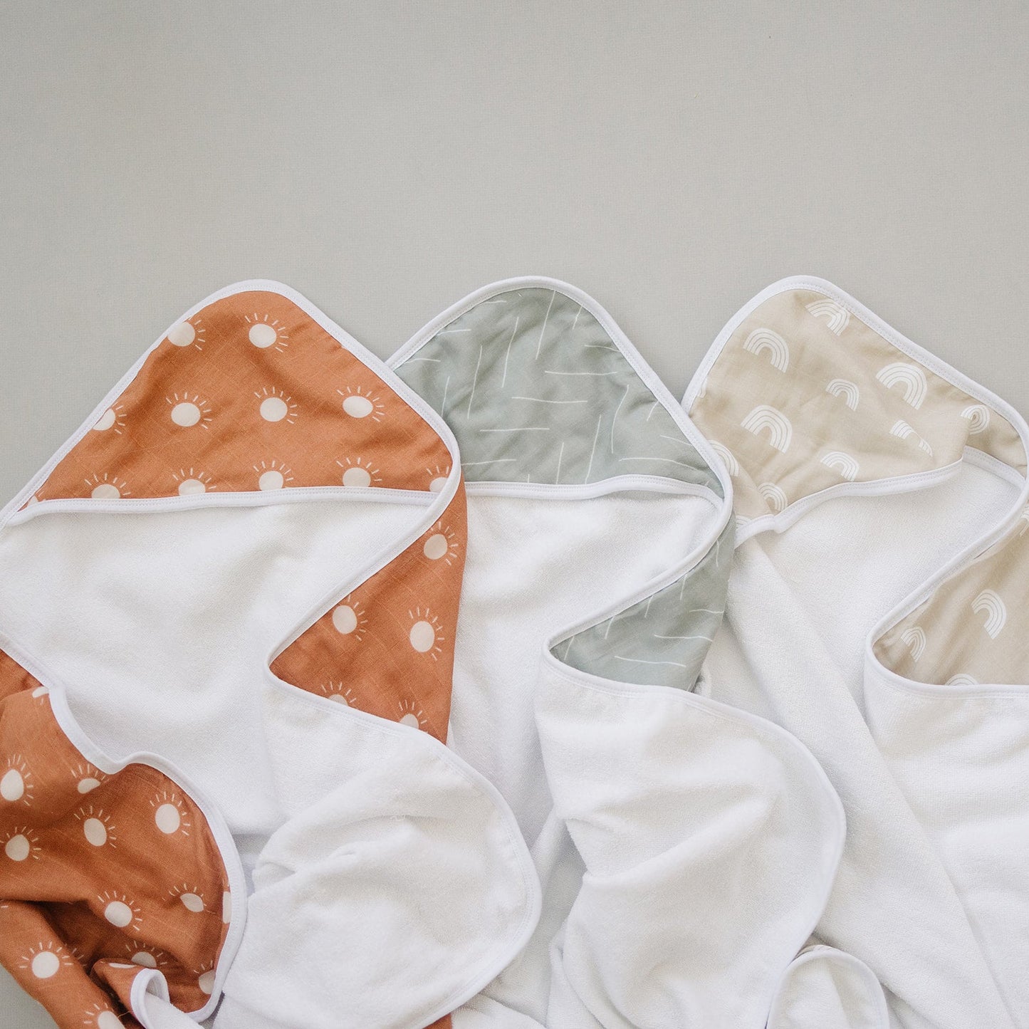 muslin hooded towel // neutral sage