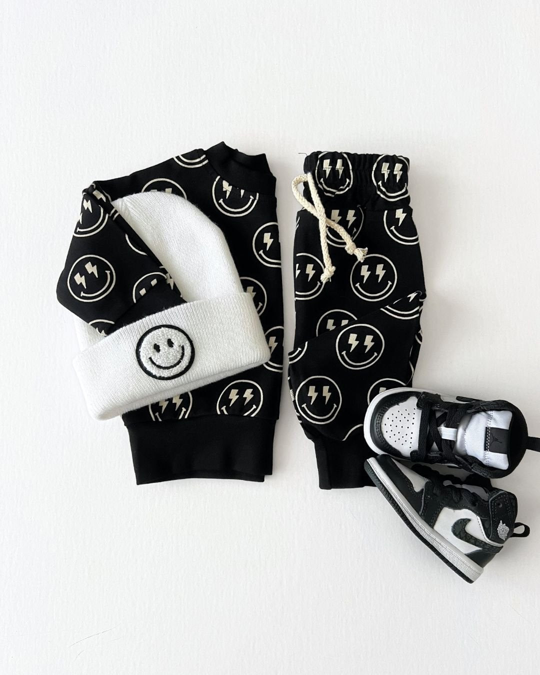 jogger set // electric smiley (UP TO 9Y!!!)