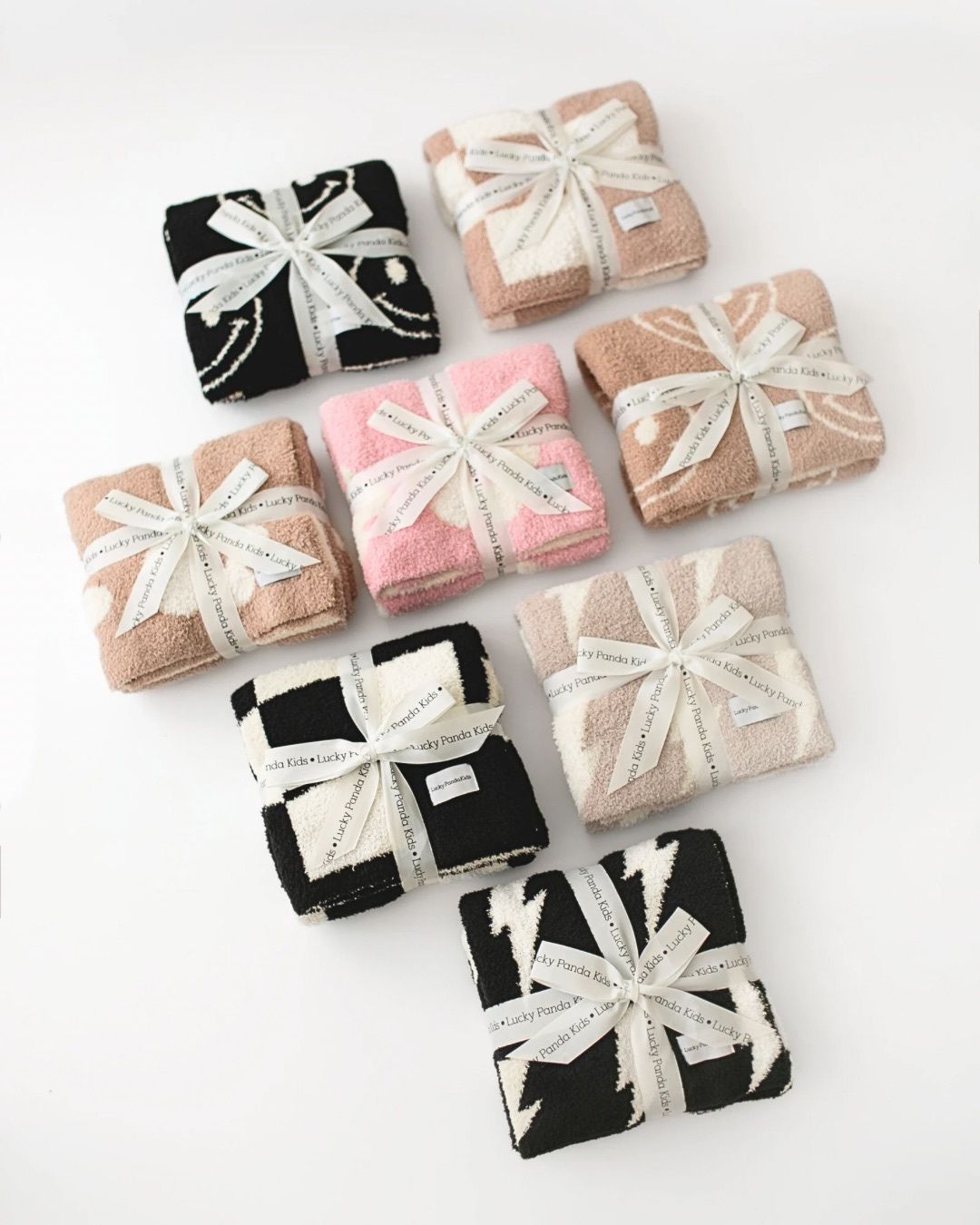 plush blanket // lightning bolts