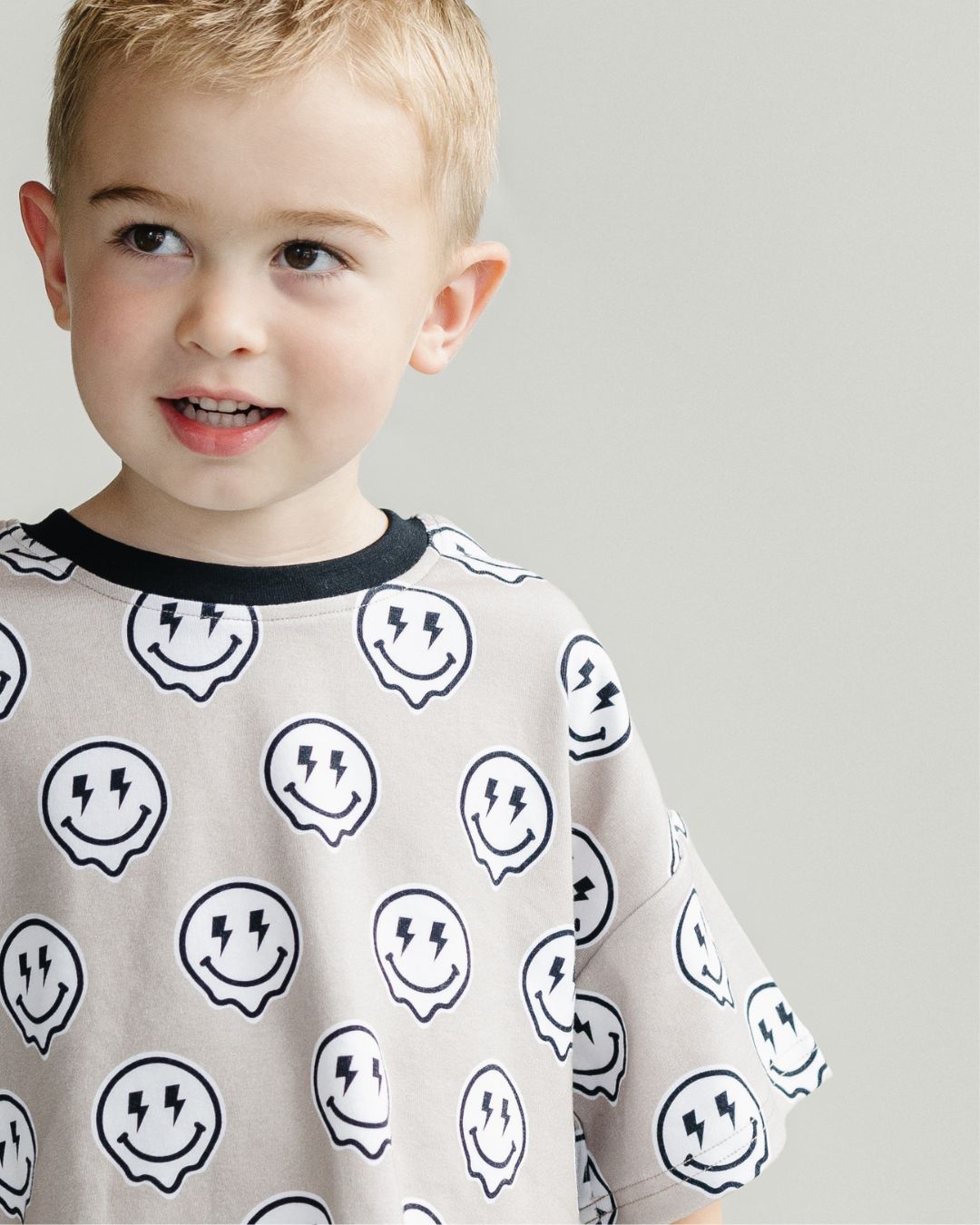short sleeve bubble romper // electric drippy smiley