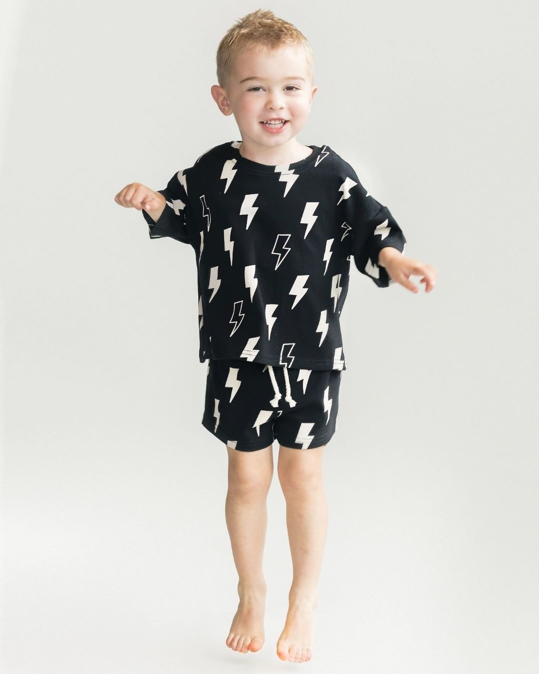 shorts set // black bolts (*AVAILABLE IN EXTENDED SIZING UP TO 8/9*)