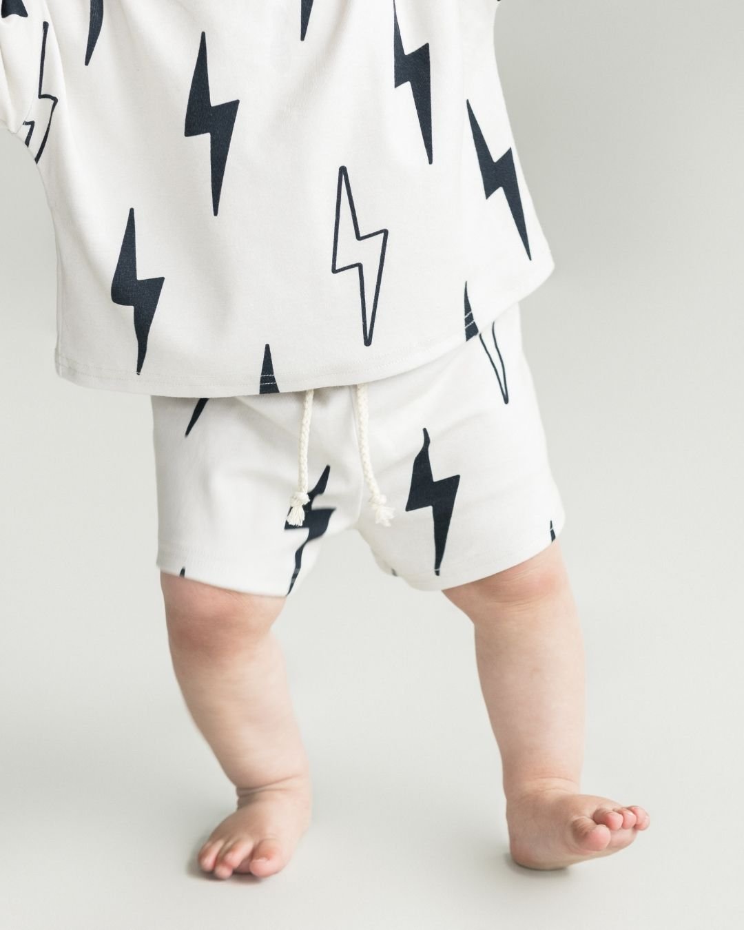 shorts set // sand bolts (*AVAILABLE IN EXTENDED SIZING UP TO 8/9*)