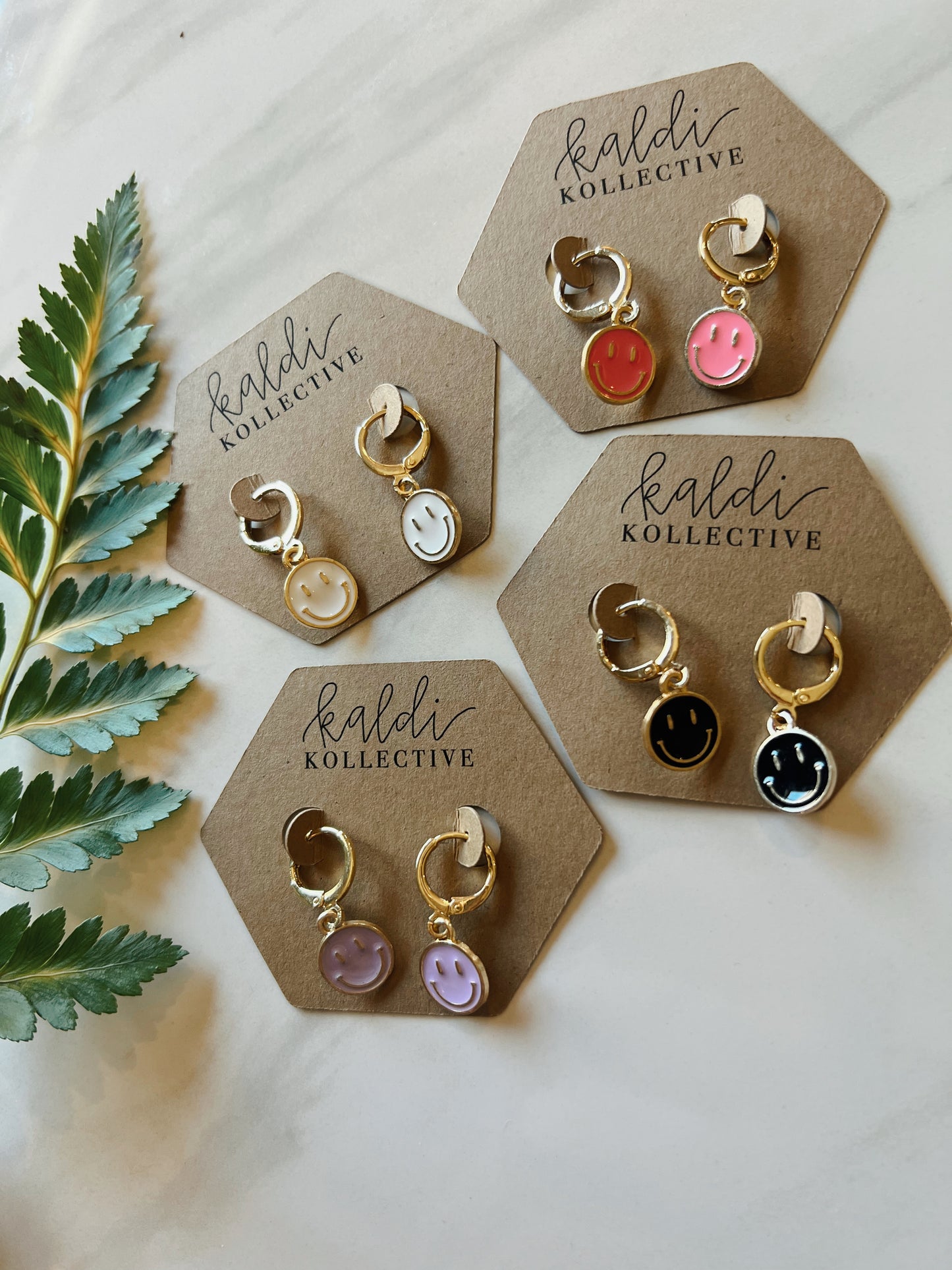 REBECCA // smiley huggies