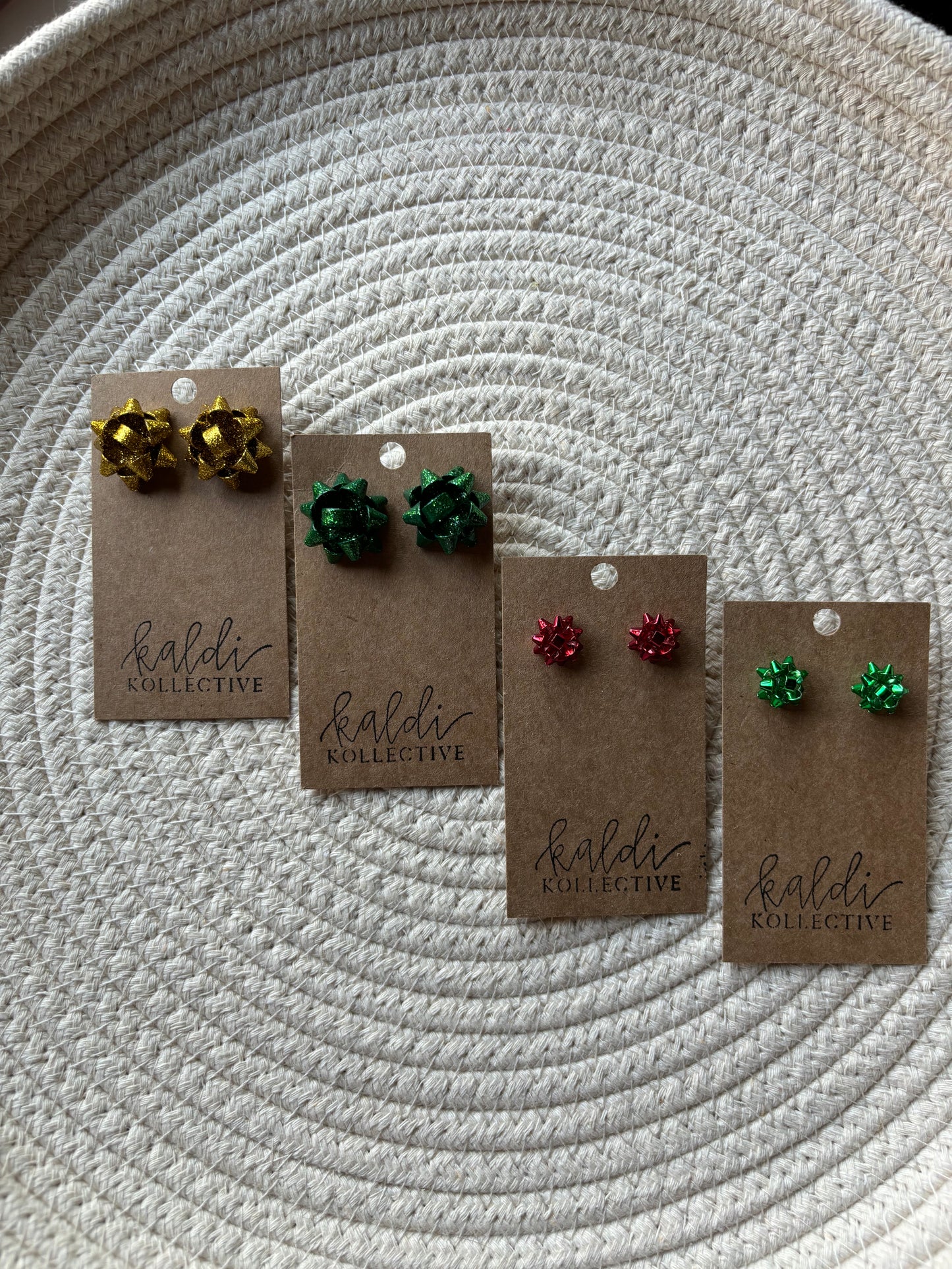 christmas bow studs