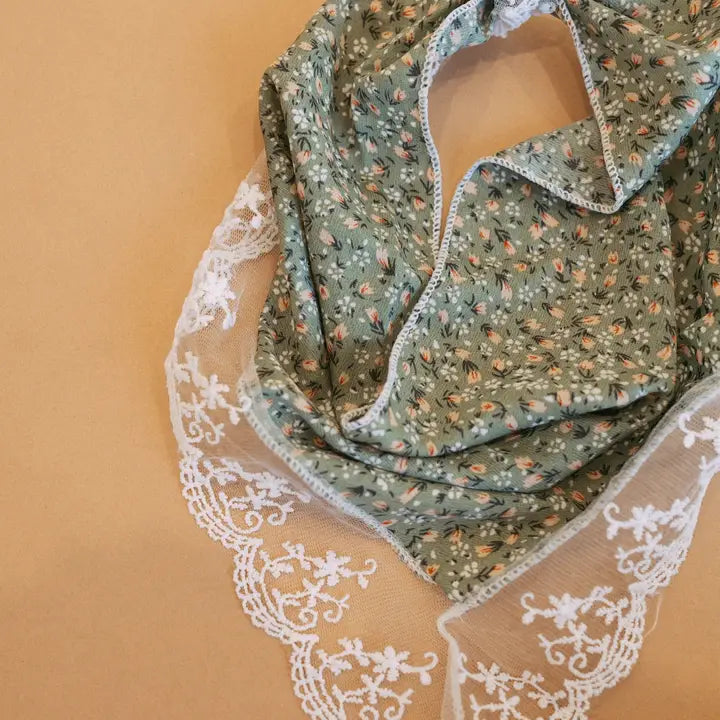 bandana scarf // little bit of lace (3 colors!)