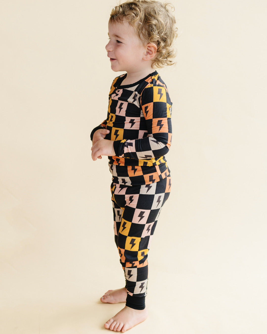 colorful checks + bolts bamboo pajamas // LONG-SLEEVE TWO-PIECE SET (*sizing up to 8/9*)