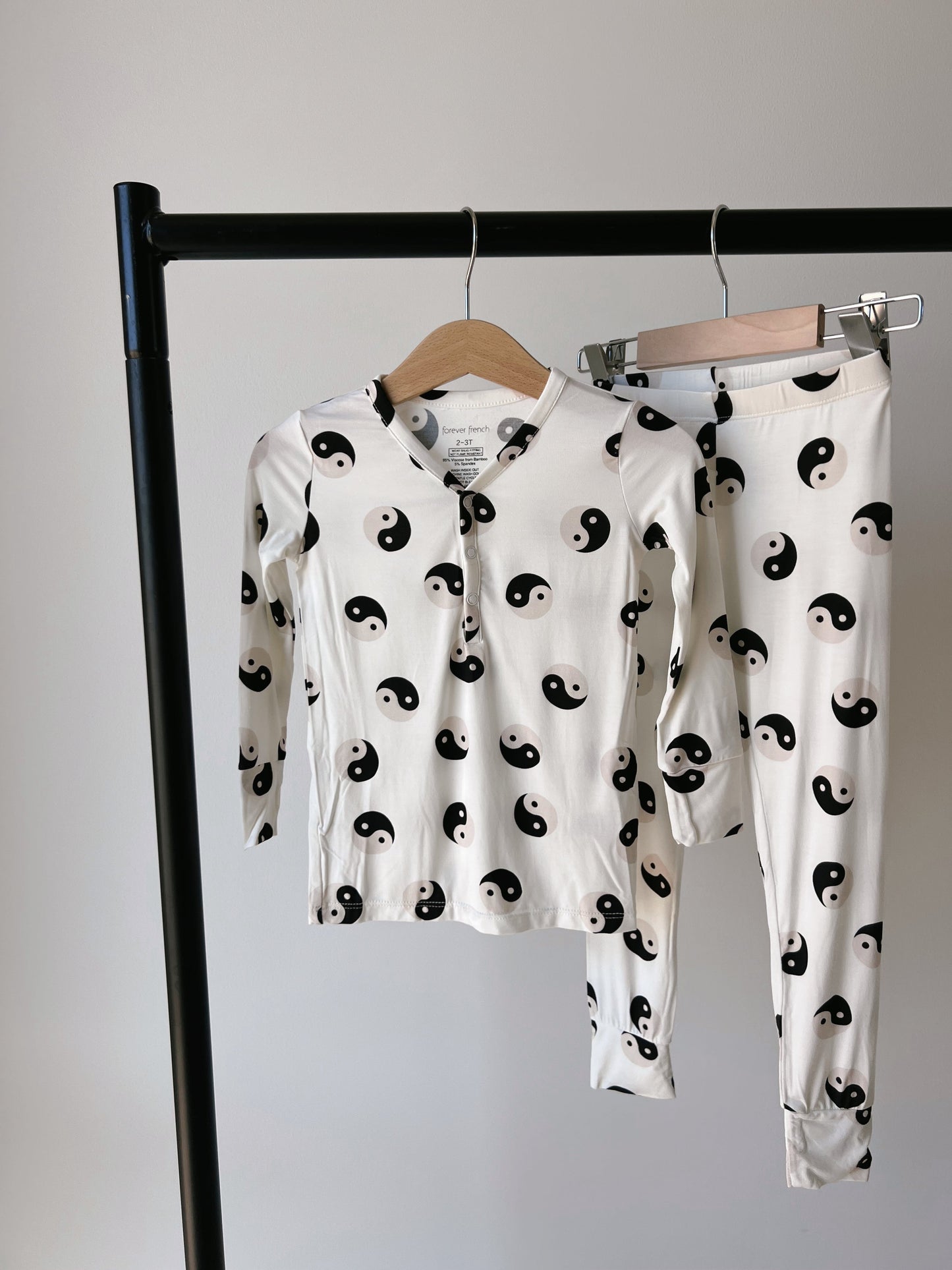 black/white yin yang bamboo pajamas // LONG-SLEEVE TWO-PIECE SET (comes in extended sizing)