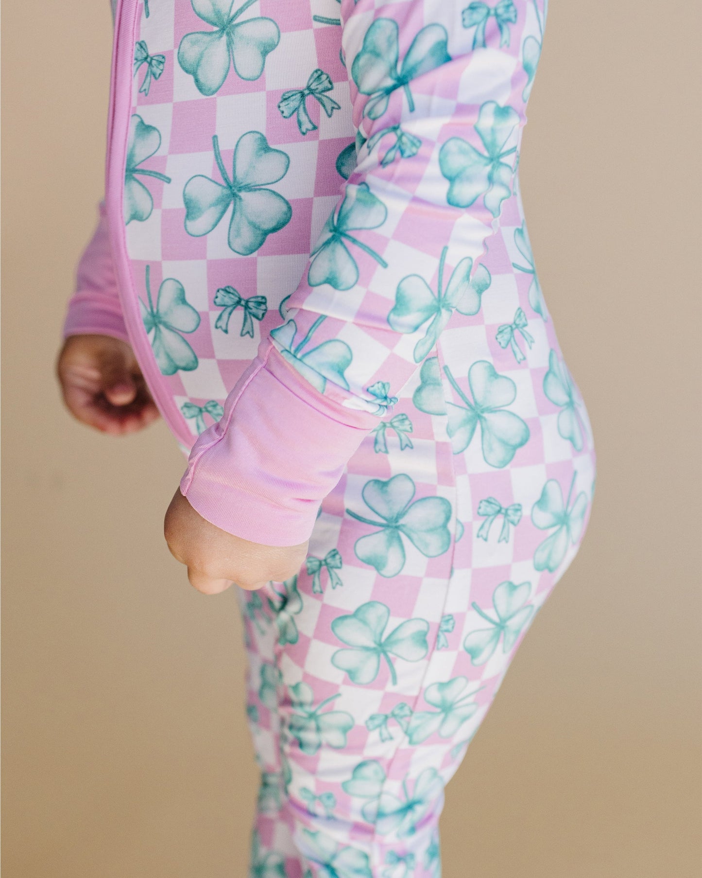 shamrock bow bamboo pajamas // ZIPPY