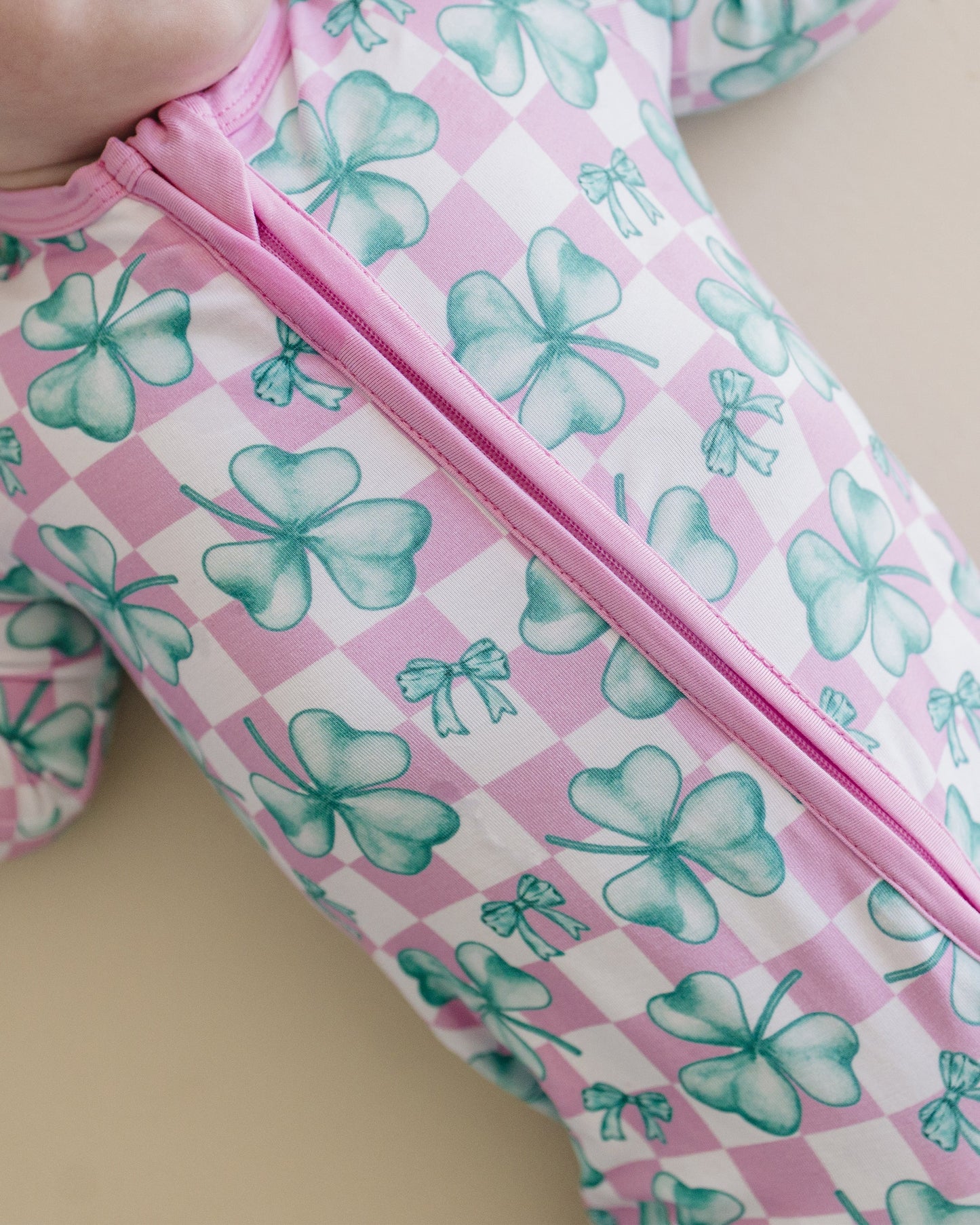 shamrock bow bamboo pajamas // ZIPPY