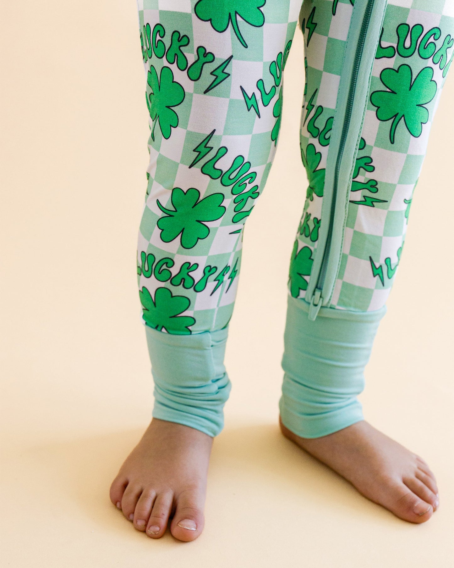 lucky shamrock bamboo pajamas // ZIPPY