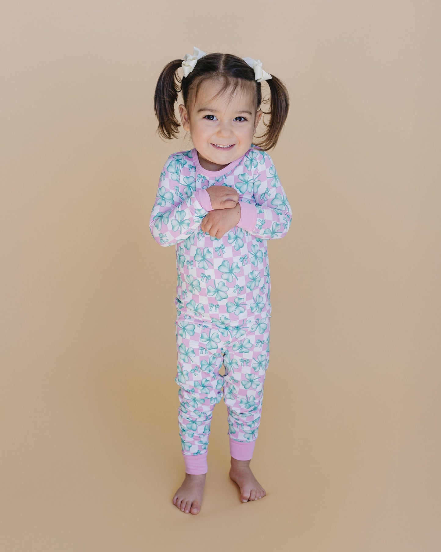 shamrock bow bamboo pajamas // LONG-SLEEVE TWO-PIECE SET (sizing up to 8/9)